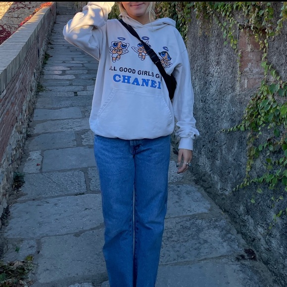 Limited edition mega yacht sweatshirt - Picture 5 of 8